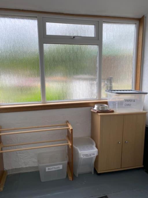 St John'S Flat Spacious Accomodation Dalry  Extérieur photo