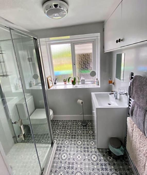 St John'S Flat Spacious Accomodation Dalry  Extérieur photo