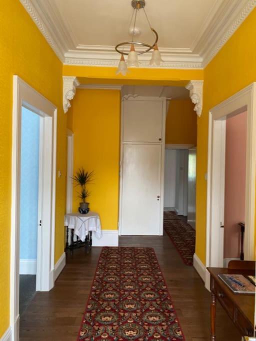 St John'S Flat Spacious Accomodation Dalry  Extérieur photo